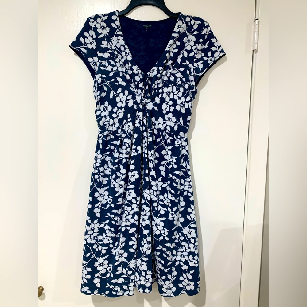 Lined 56% cotton 38%rayon 6% spandex sundress